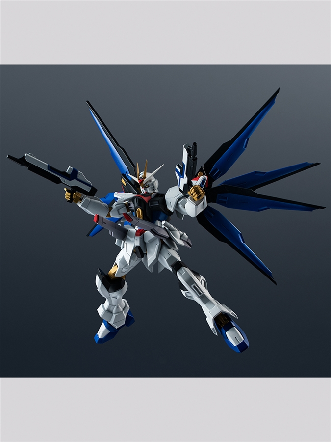 GUNDAM UNIVERSE」ストライクフリーダム、ダブルオークアンタ