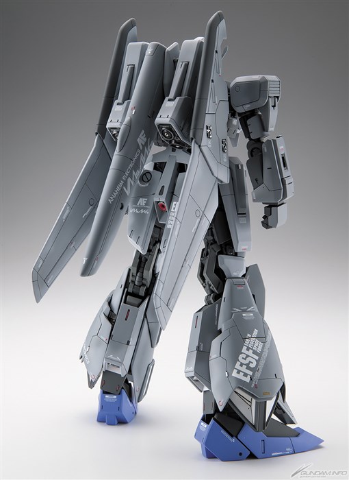 巻頭特集は「続・MG ゼータガンダム Ver.Ka 完全読本」！「月刊モデル