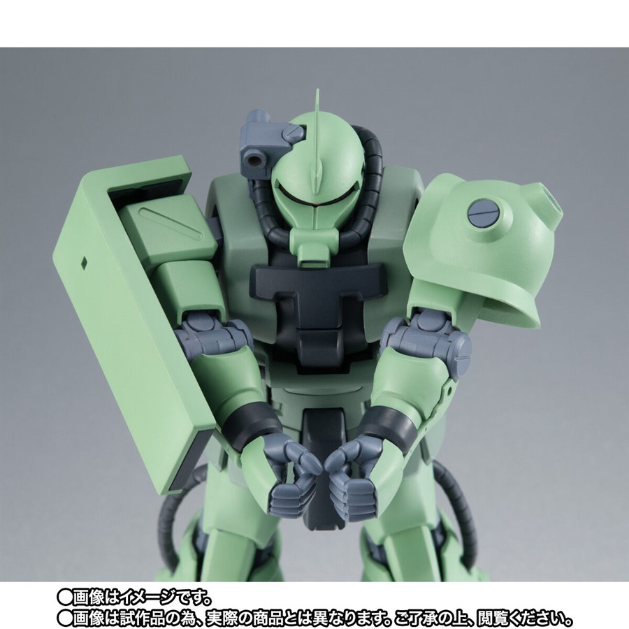 独自形状の左肩部は新造形！「ROBOT魂 ザクII F2型（測距手用）ver