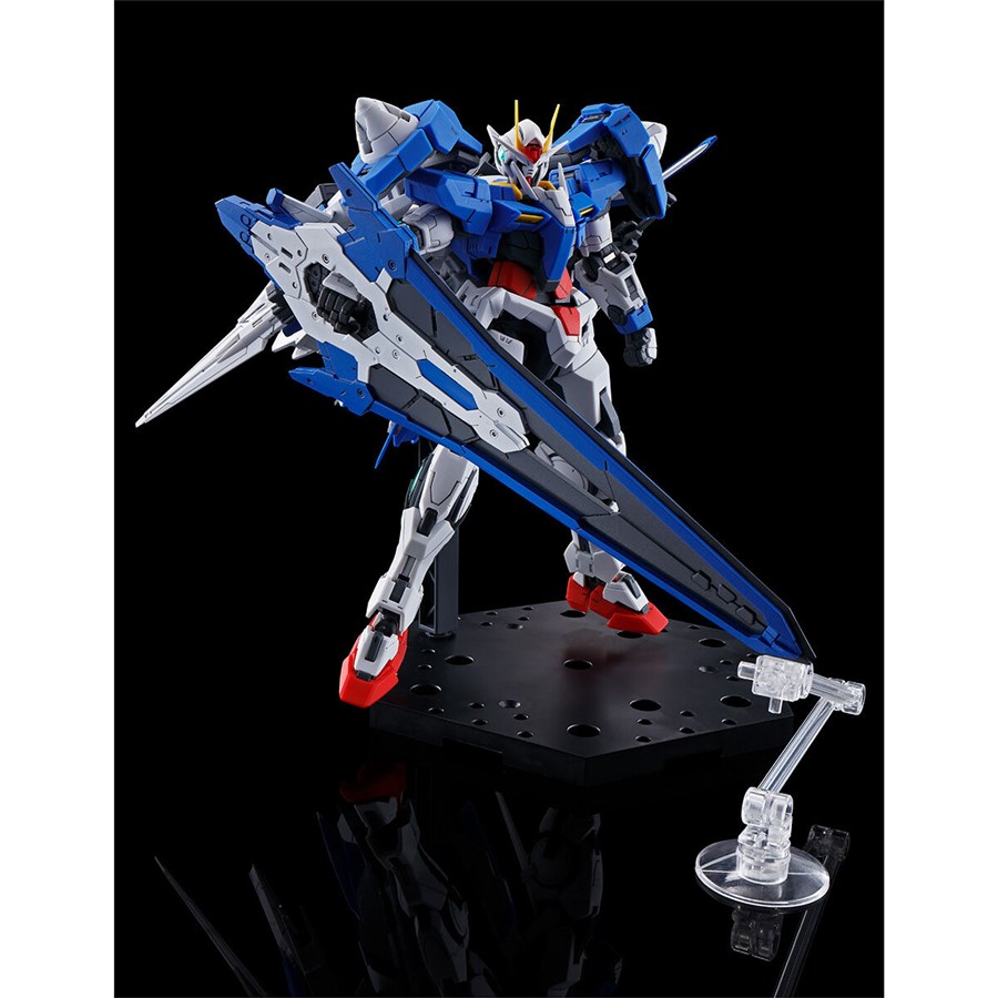 ザンユニットとGNバスターソードIIIを新規造形！「RG ダブルオーザン