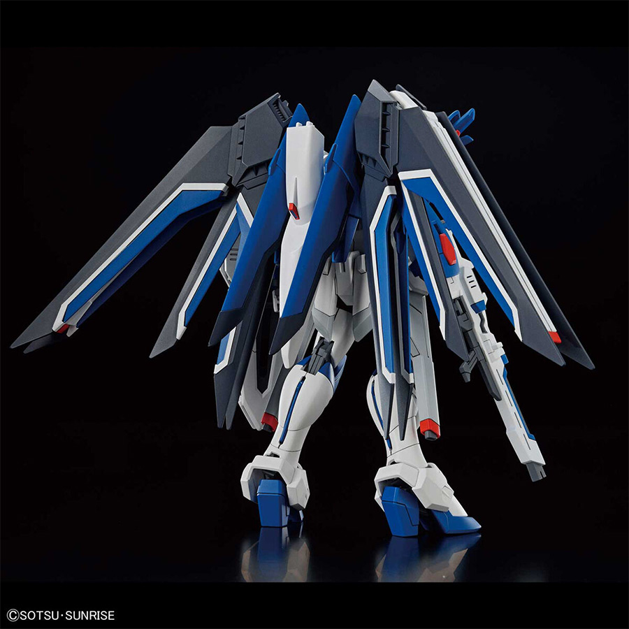 ライジングフリーダムガンダムはHG＆SDEX、イモータルジャスティスはHG