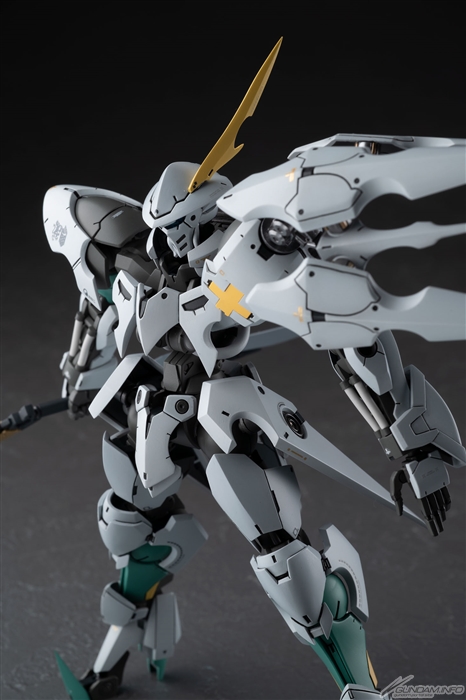1/144 ガランシェールをスクラッチビルド！「月刊モデルグラフィックス