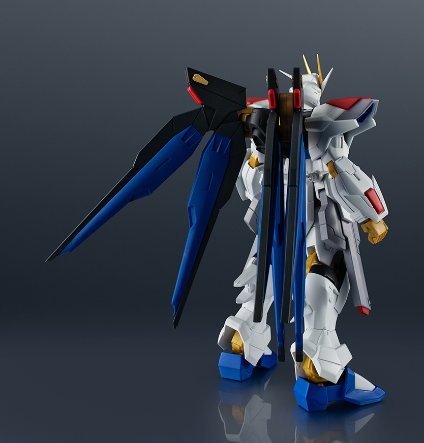 GUNDAM UNIVERSE Strike Freedom Gundam Type II, Astray Red Frame