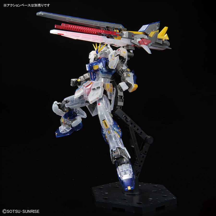 The RG RX-93ff νGundam [Clear Color] will be Pre-released at