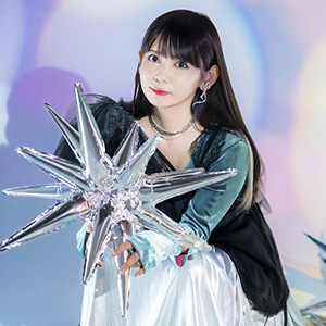 『機動戦士ガンダム：銀灰の幻影』主題歌CD、中川翔子「ACROSS THE WORLD」が11月20日に発売決定！全国14か所でリリイベ開催！