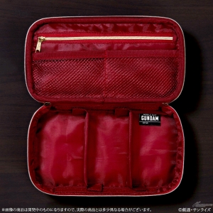 機動戦士ガンダム シャア専用PCケース」＆「ガジェットケース（全2種