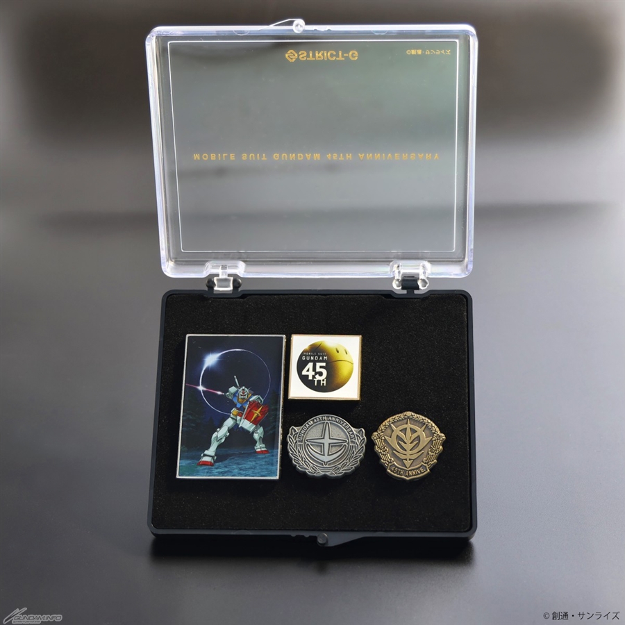 Pin Badge Sets Celebrating the 45th anniversary of the Gundam