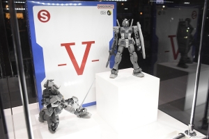 Mobile Suit Gundam × fragment Collaboration Store GUNDAM45FRGMT