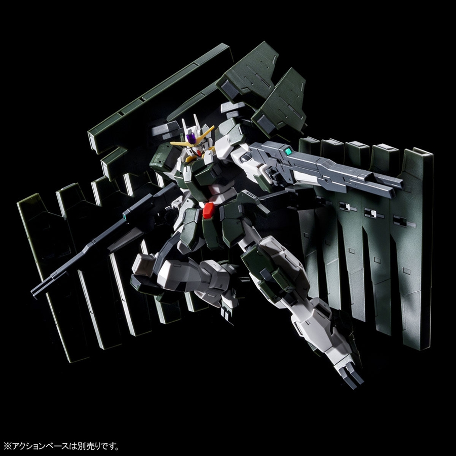 HG ガンダムサバーニャ（最終決戦仕様）」＆「HG ガンダムハルート