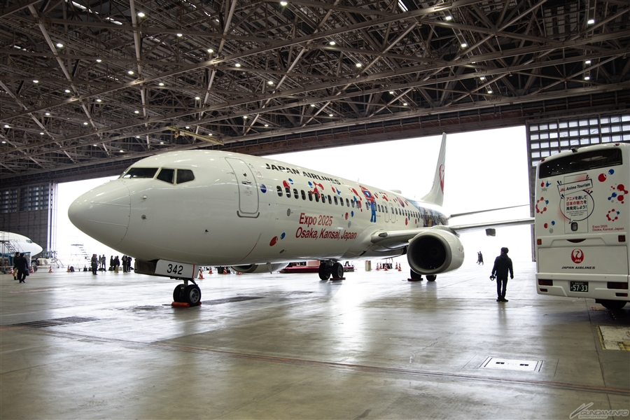 本日より国内線に就航！大阪・関西万博仕様「JALガンダムJET」プレス