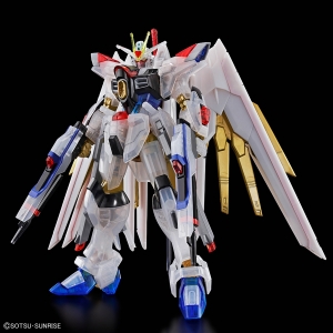 HG マイティーストライクフリーダムガンダム［クリアカラー］」が
