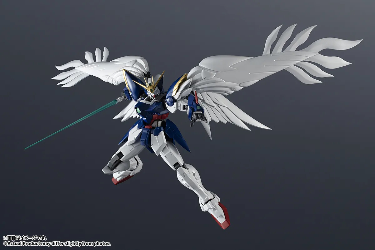 GUNDAM UNIVERSE」シャア専用ザクII、ウイングガンダムゼロ（EW