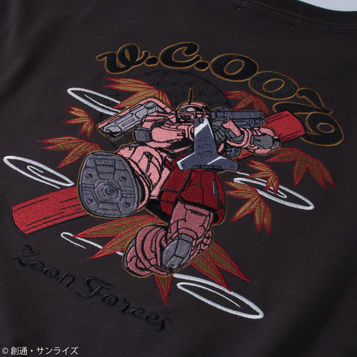 STRICT-G『機動戦士ガンダム 鉄血のオルフェンズ』 刺繍Tシャツ